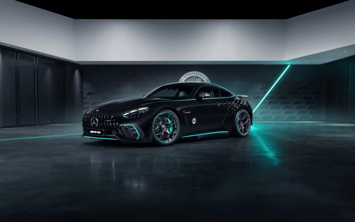 Mercedes‑AMG präsentiert im Rahmen des Formel 1™ Grand Prix von Singapur für den GT 63 PRO 4MATIC+ die hochexklusive „Motorsport Collectors Edition“.