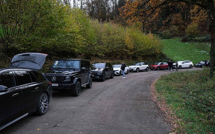 Fahrzeuge der Teilnehmer der Mercedes-AMG EQ Ausfahrt.